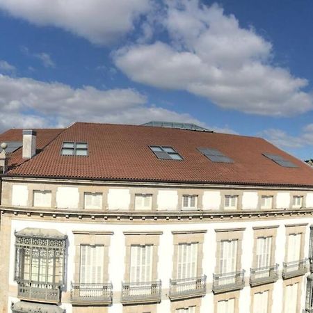 Ático casco antiguo en plaza Cervantes Santiago de Compostela Exterior foto